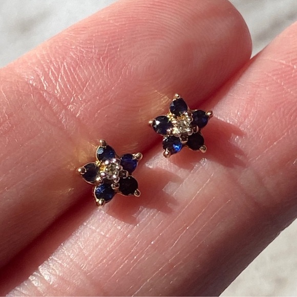 Chic Black Chanel Cambon Messenger Quilted Shoulder Bag - Picture 16 of 17